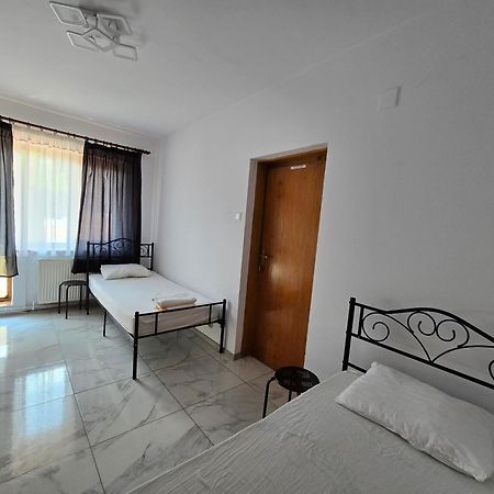 Z Villa Bucarest Exterior foto
